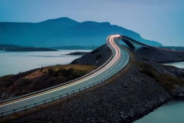 உலகின் கடைசி சாலை இங்கேதான் இருக்கு - பலருக்கும் தெரியாத தகவல்!