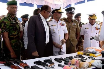 මත්ද්‍රව්‍ය සහ ආයුධ සහිත යාත්‍රා 2 ගැන ආරක්ෂක නි. ඇමතිගෙන් අනාවරණයක්