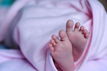 தமிழர் பகுதியொன்றில் நீரோடையில் வீழந்து ஒன்றரை வயது குழந்தை உயிரிழப்பு