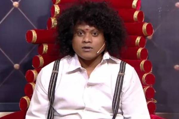 தொகுப்பாளராக களமிறங்கிய குக் வித் கோமாளி பிரபலம் புகழ்