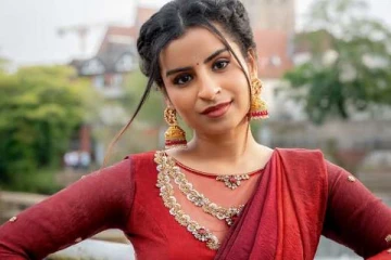 சூப்பர் சிங்கர் சிவாங்கி-ஆ இது!! இப்படி ஆளே மாறிட்டாங்க..