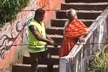 ඉඳලා හිටලා හොඳ වැඩත් කරන ශ්‍රී ලංකා පොලිසිය