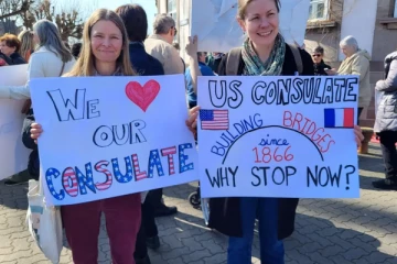 அமெரிக்காவுக்கு எங்களைக் குறித்து கவலையே இல்லை: பிரான்சில் வாழும் அமெரிக்கர்கள் கோபம்