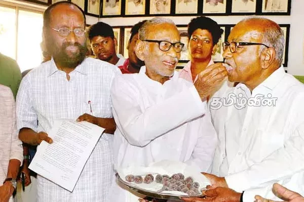 ‘‘விடுதலைப்புலிகளின் தலைவரின் புதிய படங்கள் உள்ளிட்ட தகவல்கள் விரைவில் வெளிவரும்"காசி ஆனந்தன் பரபரப்பு தகவல் | Tte Leader Prabhakaran Is Alive Kasi Aanandhan