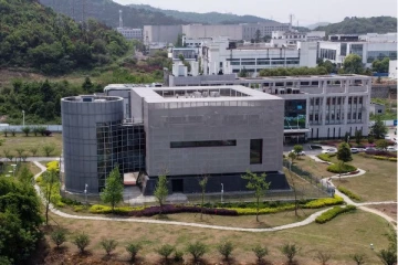 மனிதர்களை பாதிக்கும் விதத்தில் கொரோனா மாற்றியமைக்கப்பட்டது ; வுகான் ஆய்வுகூட விஞ்ஞானிகள் மீது   குற்றச்சாட்டு