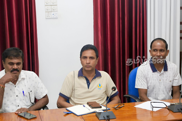 யாழில் சீரற்ற காலநிலையினால் பாதிக்கப்பட்ட மக்களுக்கான அறிவுறுத்தல் | Instructions People Inclement Weather In Jaffna யாழில் சீரற்ற காலநிலையினால் பாதிக்கப்பட்ட மக்களுக்கான அறிவுறுத்தல் | Instructions People Inclement Weather In Jaffna