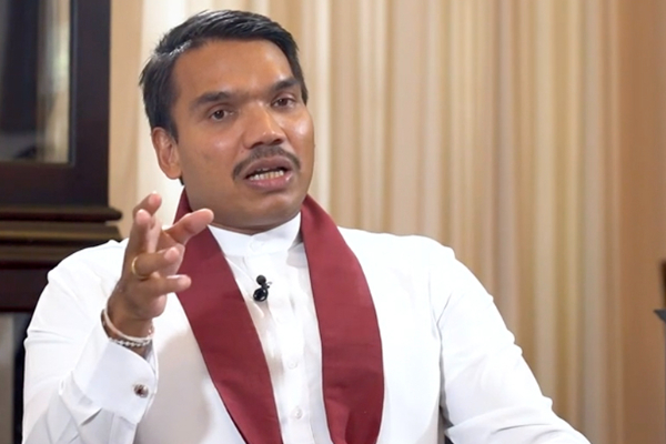 அவமானங்கள் அனைத்திற்கும் பேரணியில் பதில் கிடைக்கும்; நாமல் அறை கூவல்! | All Insults Will Be Answered Rally Namal Rajapaksa