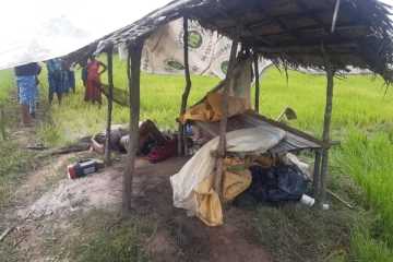 மட்டக்களப்பில் வெட்டுகாயங்களுடன்  மீட்கப்பட்ட விவசாயி