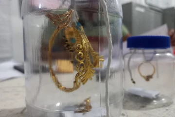 திருட்டு சம்பவத்துடன் தொடர்புடைய இளைஞர் கைது(Photos)