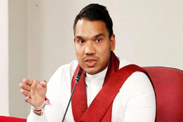 பொலிஸார் அரசியல் வலையமைப்பில் செயல்படுகிறார்களா? நாமல் சூளுரை