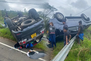நானுஓயா- ரதல்ல குறுக்கு வீதியில் விபத்துக்குள்ளான சொகுசு கார் (Photos)