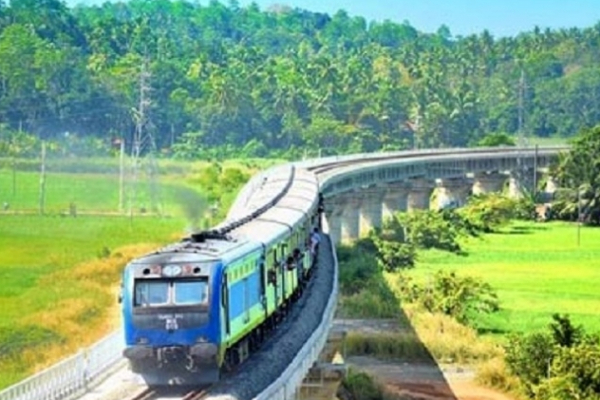 இன்று முதல் வழமைக்கு திரும்பும் புகையிரத சேவைகள் | Train Services To Return To Normal From Today