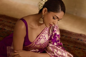 மிருனாள் தாகூர் பட்டு சேலையில் ஹோம்லி லுக் போட்டோஷூட்