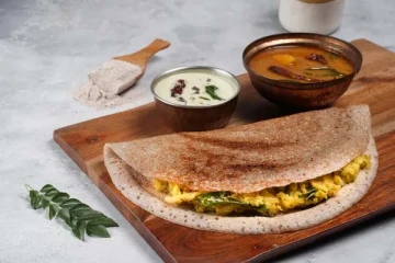 மொறுமொறுப்பான ராகி மசாலா தோசை... சுலபமாக செய்வது எப்படி?