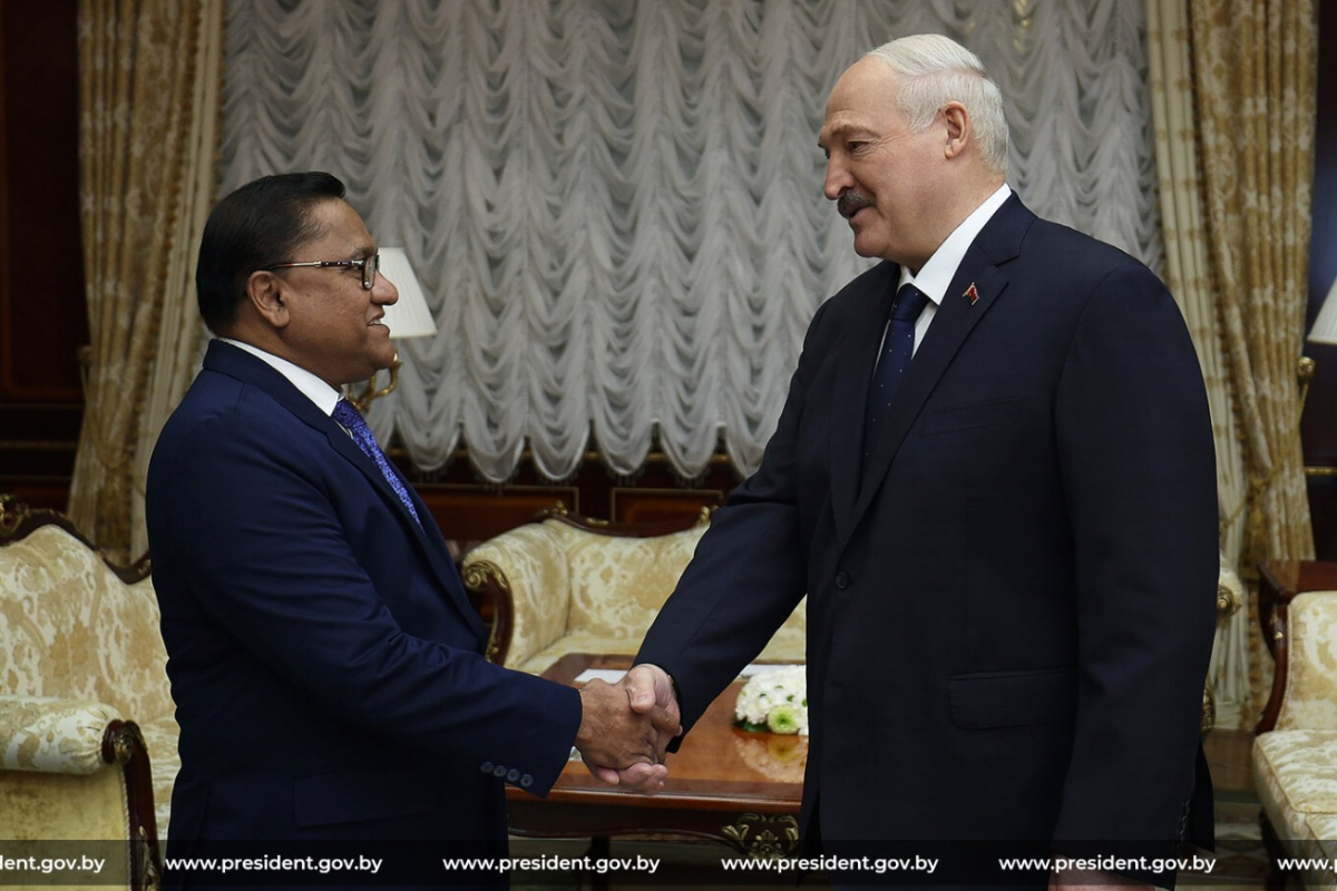 ශ්‍රී ලංකා-බෙලරුස් සබඳතාවල "නව පරිච්ඡේදයක" ආරම්භයයි - අමාත්‍ය විජිත හේරත්ගෙන් සුභ පණිවිඩයක් | Sri Lanka Belarus Ties Strengthen