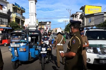 வாழைச்சேனையில் மக்கள் மத்தியில் கோவிட் விழிப்பூட்டல் நடவடிக்கை