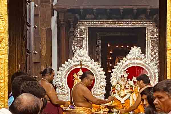 வரலாற்று பிரசித்திபெற்ற முன்னேஸ்வர ஆலய கொடியேற்றம் | Flag Hoisting At Munneswara Temple Festival