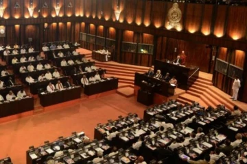 அவசரகாலச் சட்டத்திற்காக 6 ஆம் திகதி விசேட பாராளுமன்ற அமர்வுகள்!