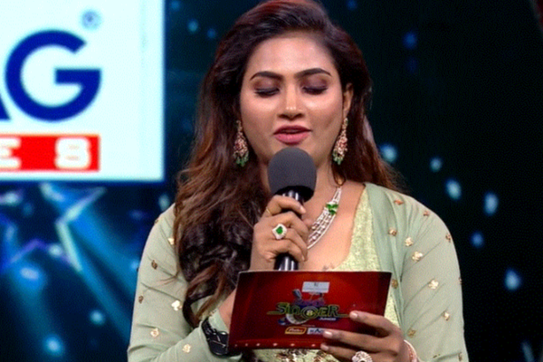 அதிர்ச்சி... பறி போனது பிரியங்காவின் அடுத்த வாய்ப்பு! அவர் இடத்தில் காமெடி நடிகையை களமிறக்கி விஜய் டீவி | Priyanka Deshpande Bigg Boss