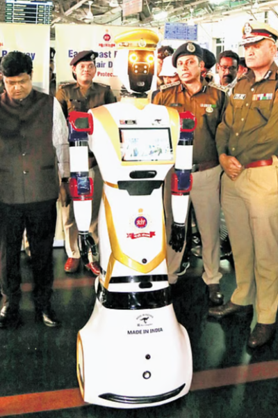 இந்திய ரயில்வேயில் முதல்முறை - பயணிகளின் பாதுகாப்புக்கு ரோபோட் | Indian Railway Rolls Out Humanoid Robot Asc Arjun இந்திய ரயில்வேயில் முதல்முறை - பயணிகளின் பாதுகாப்புக்கு ரோபோட் | Indian Railway Rolls Out Humanoid Robot Asc Arjun