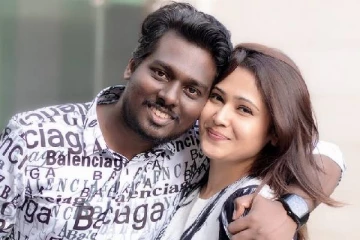 தனது மனைவியுடன் பிறந்தநாளை கொண்டாடிய இயக்குனர் அட்லீ, புகைப்படங்கள் உள்ளே..