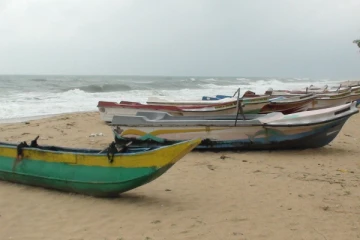 கிழக்கில் முற்றாக ஸ்தம்பித்த மீன் பிடித் தொழில்!