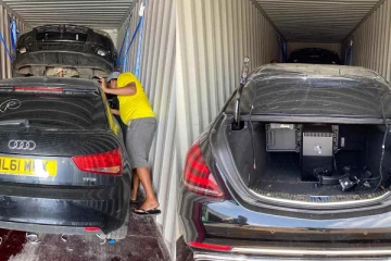 கொழும்பு சுங்கத்திற்குள் சிக்கியுள்ள அதிசொகுசு கார்கள் - அமைச்சர் பிறப்பித்துள்ள உத்தரவு