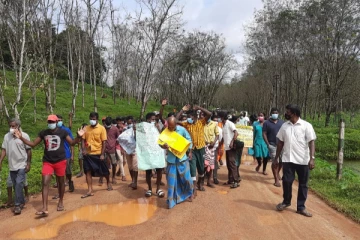 அவிசாவளை, பென்றிக் தோட்ட மக்கள் போராட்டம்