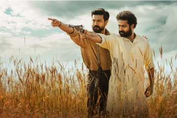 RRR படத்தின் முதல் Review ! 3000 கோடி வசூல் உறுதி..