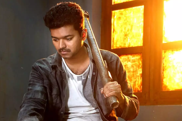விஜய் நடிப்பில் வெளிவந்த கத்தி படத்தின் மொத்த வசூல், எவ்வளவு தெரியுமா..