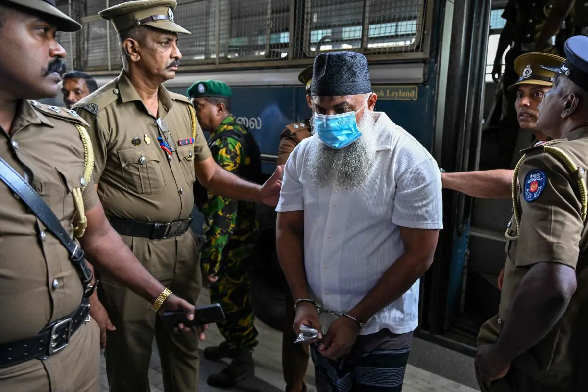 16,900 ஆண்டுகள் சிறைத்தண்டனை : மன்னிப்பு கோர மாட்டேன் - நவுஃபர் மௌலவி திட்டவட்டம் | Easter Attack Mainsuspect Sentenced For 16900 Year