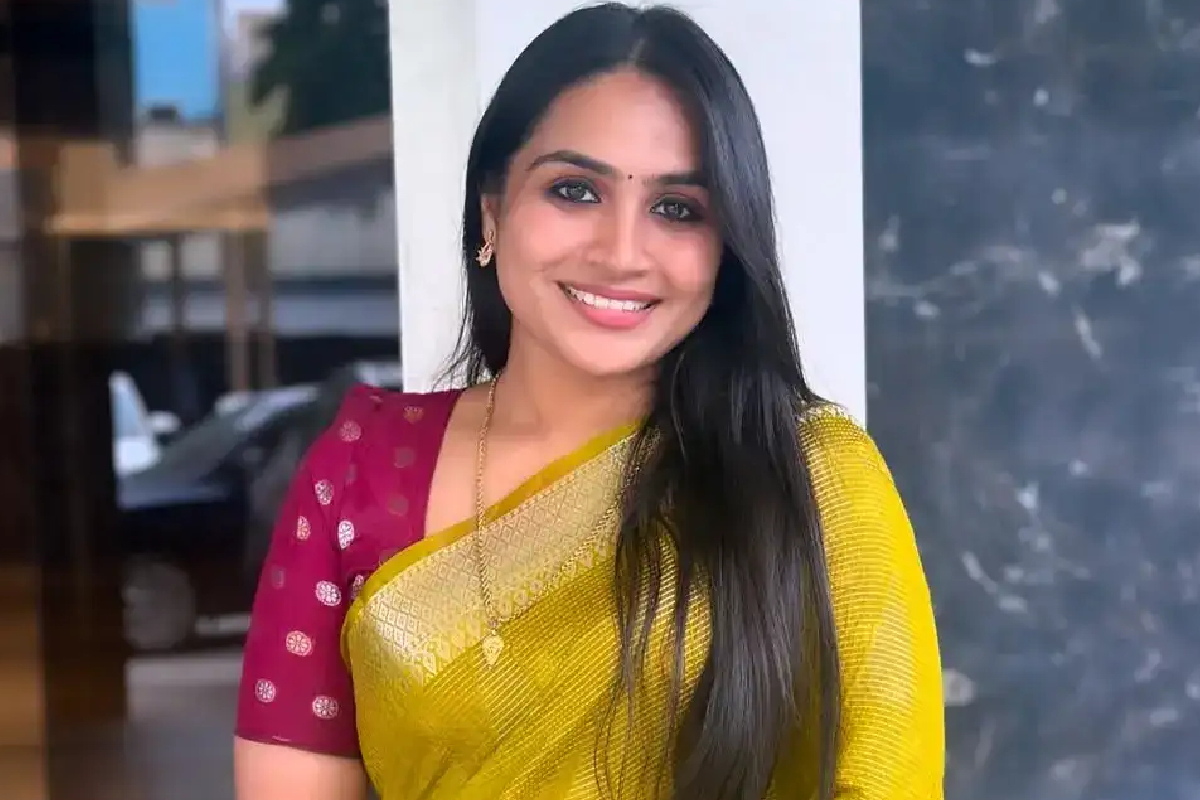 சிறகடிக்க ஆசை சீரியலில் ரோகினியாக நடிக்க நடிகை சல்மா அருண் வாங்கும் சம்பளம் எவ்வளவு தெரியுமா? | Siragadikka Aasai Serial Salma Arun Salary