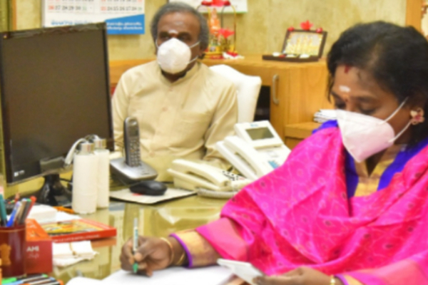 வெள்ளத்தில் அடித்துச் சென்ற பெண் உடல் மீட்பு- ரூ.4 லட்சம் கருணை நிதியுதவி | Flood Girl Fund Dead