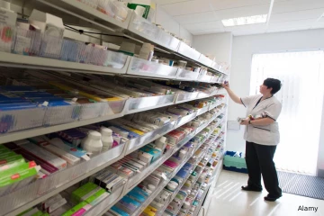 ஈரான் போர்: பாராசிட்டமால் மாத்திரை விலை கணிசமாக அதிகரிப்பு