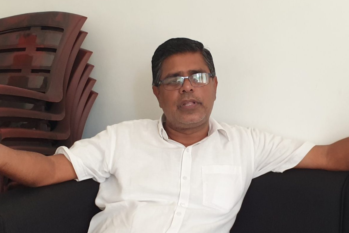 சிறையில் வெடித்த வன்முறை! நீதி அமைச்சரை பதவி விலக வலியுறுத்து | Harshana Is Asked To Resign As Minister சிறையில் வெடித்த வன்முறை! நீதி அமைச்சரை பதவி விலக வலியுறுத்து | Harshana Is Asked To Resign As Minister