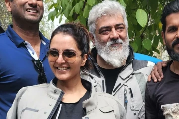 பிறந்தநாளை அஜித்துடன்  கொண்டாடிய AK61 படத்தின் கதாநாயகி ! அதுவும் எங்கே எப்படி தெரியுமா