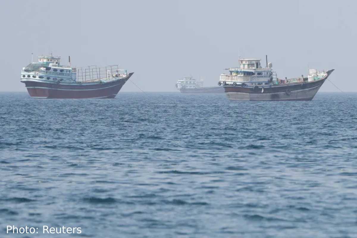 ஹார்முஸ் நீரிணையில் 2 வணிக கப்பல்களை குறி வைத்து தாக்கிய ஈரான்: UAE கடும் கண்டனம் | Iran Attacks 2 Ships In Hormuz Uae Condemn ஹார்முஸ் நீரிணையில் 2 வணிக கப்பல்களை குறி வைத்து தாக்கிய ஈரான்: UAE கடும் கண்டனம் | Iran Attacks 2 Ships In Hormuz Uae Condemn