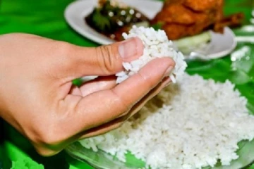 மூன்று வேளையும் சோறு சாப்பிடுபவரா? இது தெரிந்தால் அரிசி உணவுகளை தவிர்க்க மாட்டீர்கள்....இவ்வளவு நன்மைகளா?