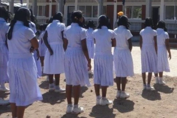 பிரபல பாடசாலை ஒன்றில் பெரும் சர்ச்சையை ஏற்படுத்திய சம்பவம்