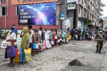 பசிக்கு உணவில்லை சுதந்திர தின கொண்டாட்டம் தேவையா -அரசு மீது கேள்விக்கணை