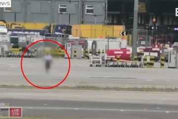 ஓடுபாதையில் அத்துமீறி நுழைந்தவர் மடக்கிப்பிடிப்பு! ஹீத்ரோ விமான நிலையத்தில் பரபரப்பு