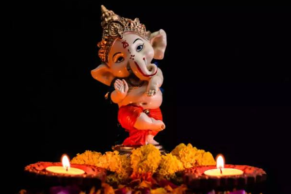 விநாயகர் சதுர்த்தி வழிபாட்டை இப்படி செய்யுங்கள்... வாழ்நாள் முழுவதும் உங்களுக்கு தடைகளே வராது | Ganesha Chaturthi Worship No Obstacles Your Life