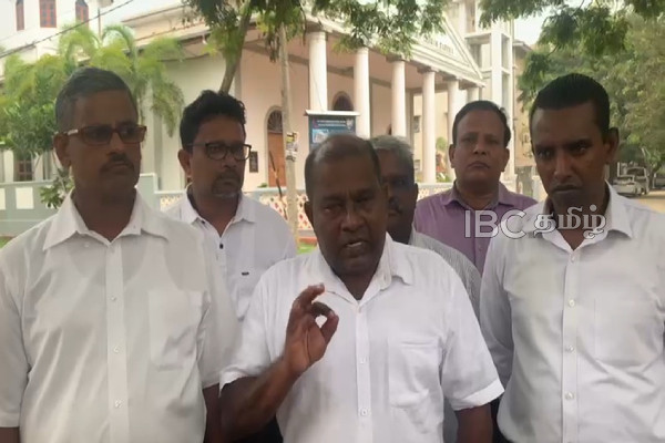 பாடசாலை நேரம் நீடிப்பு :போர்க்கொடி தூக்கும் ஆசிரியர் சங்கம் | Extension School Hours Teachers Union Opposes