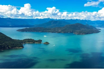 கனடாவில் இடம்பெற்ற விமான விபத்து