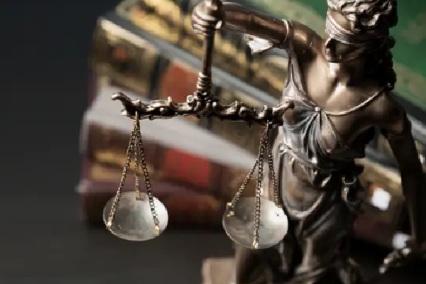 புதிய கட்டத்தை நோக்கி இலங்கையின் கல்வித்துறை | Law In School Syllabus