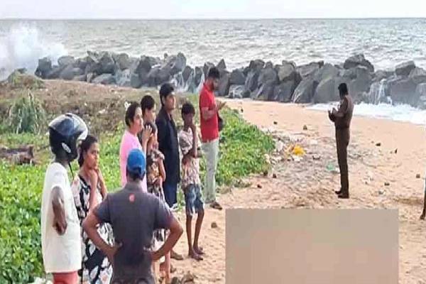 தலை-கை மற்றும் கால்கள் இன்றி கரையொதுங்கிய சடலத்தால் ஏற்பட்ட பரபரப்பு! | A Body Washed Up On The Without Arms