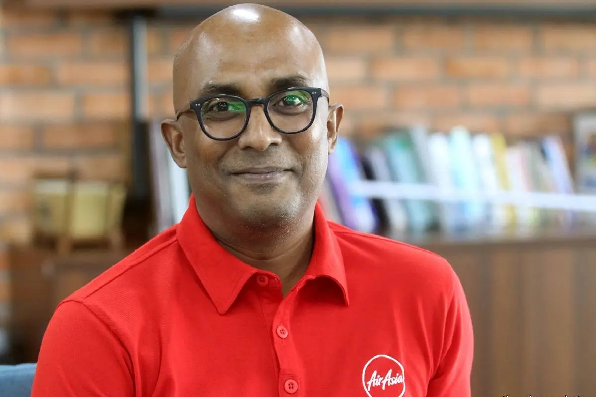 ஜெட் எரிபொருள் விலை வீழ்ச்சி எதிரொலி : கட்டணத்தை குறைத்துள்ள விமான நிறுவனம் | Airasia X Cuts Fares As Fuel Prices Fall