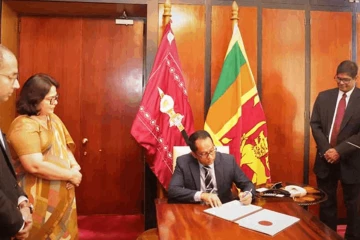 නීති දෙකට කථානායකවරයාගේ සහතිකය