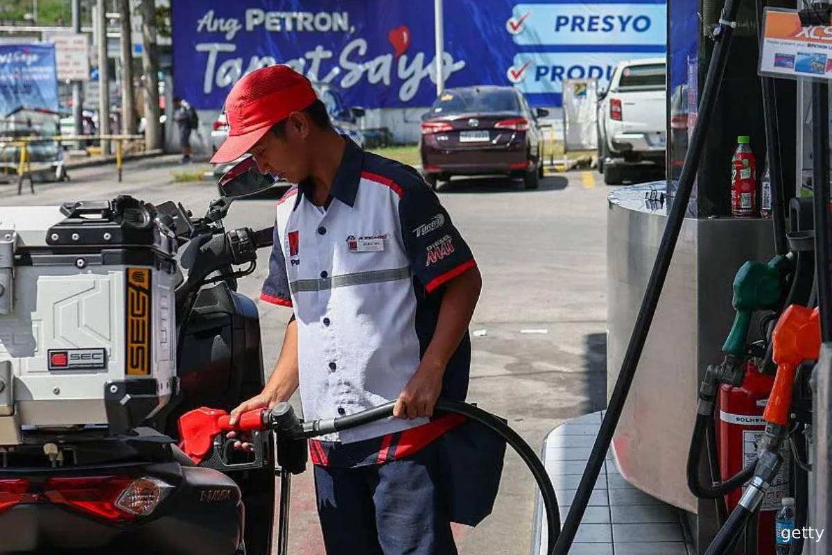 ஈரான் போர்... தேசிய எரிசக்தி அவசரநிலையை அறிவித்த ஆசிய நாடு | Philippines Declares Energy Emergency