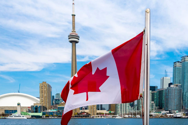 வெளிநாட்டவர்களுக்கு பேரிடி - கனடாவில் வந்தது புதிய தடை | Foreigners Allowed To Buy Property Canada Banned